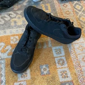 Men’s size 14 nikes